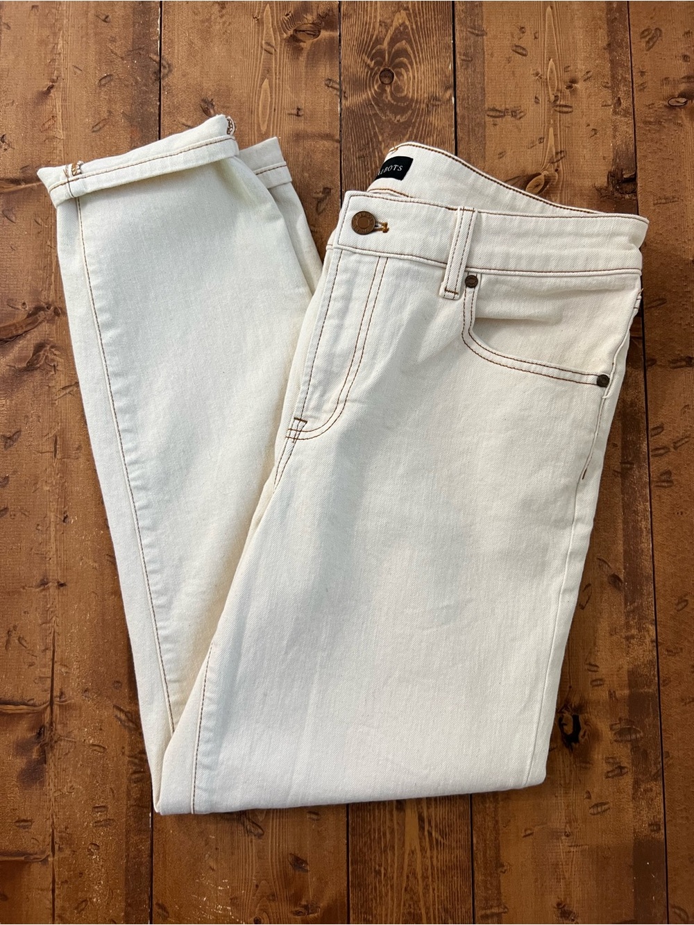 Talbots Everyday Relaxed Jeans Women’s Size 8 Cream Straight Leg Denim